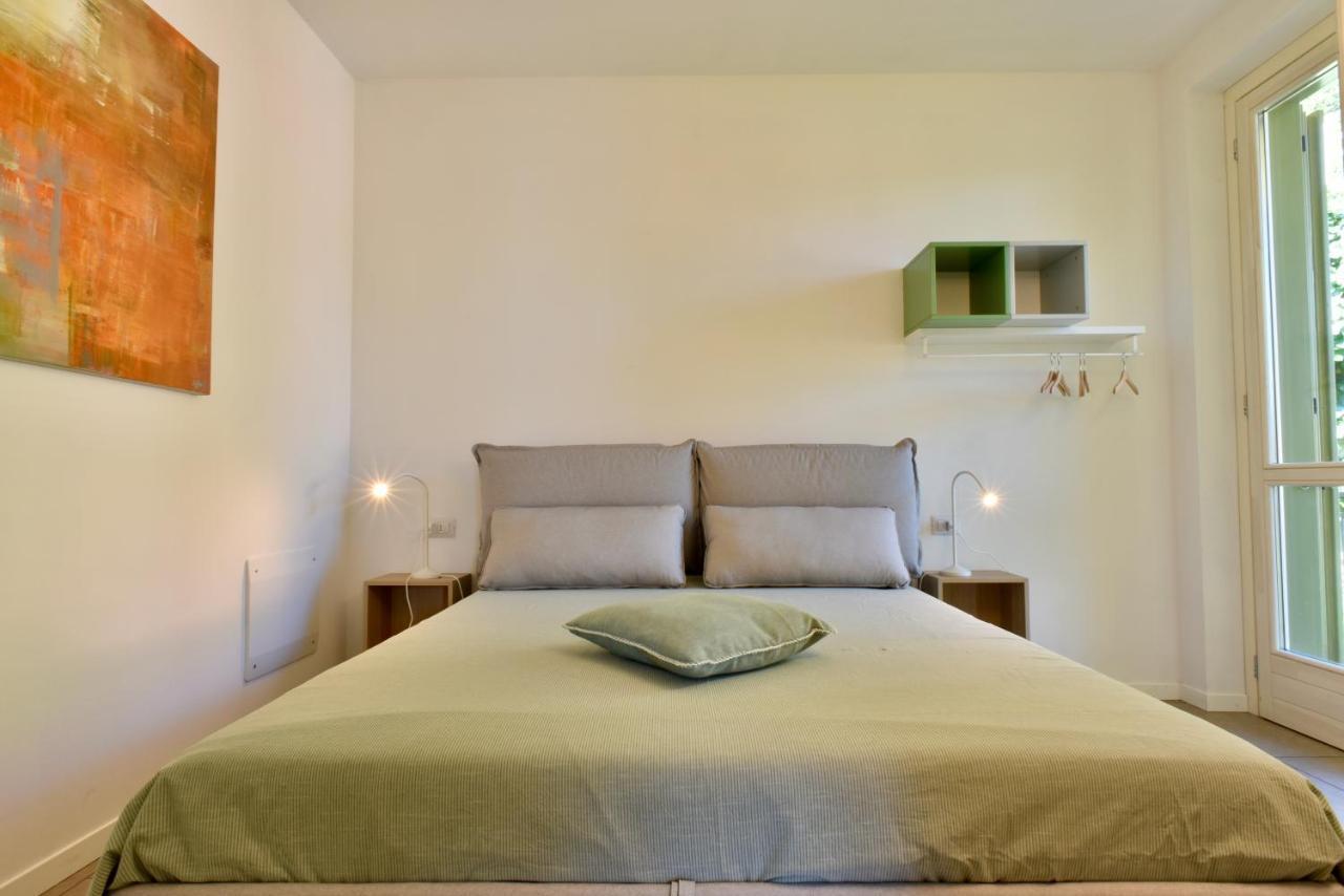 טברנולה ברגמסקה Italian Vacation Homes - La Petite Maison Du Lac מראה חיצוני תמונה
